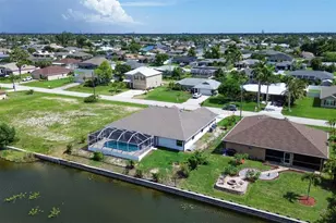 619 SW 26th Terrace, Cape Coral, FL 33914 - Photo 4