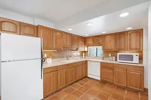 6157 Midnight Pass Rd, Sarasota, FL 34242 - Photo 4