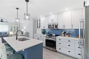 17 Pearl St, Englewood, FL 34223 - Photo 6