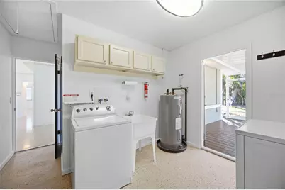 2244 Sunnyside Place, Sarasota, FL 34239 - Photo 30