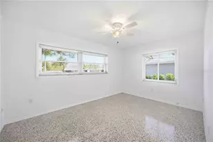 2244 Sunnyside Pl, Sarasota, FL 34239 - Photo 20