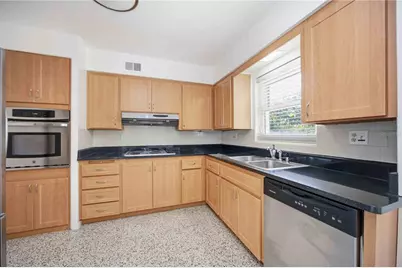 2244 Sunnyside Place, Sarasota, FL 34239 - Photo 6