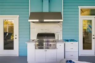 746 Eagle Point Dr, Venice, FL 34285 - Photo 52