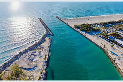 746 Eagle Point Drive, Venice, FL 34285 - Photo 60