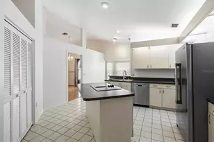 4405 Beauchamp Ct, Sarasota, FL 34243 - Photo 14