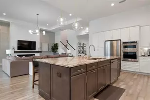 17114 Verona Pl, Bradenton, FL 34202 - Photo 10