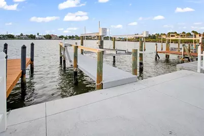 454 63rd Street, Holmes Beach, FL 34217 - Photo 8