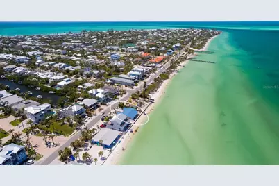 306 S Bay Boulevard, Anna Maria, FL 34216 - Photo 2