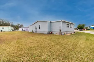 94 Meadow Cir, Ellenton, FL 34222 - Photo 6