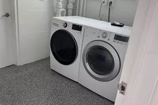 33 S Gulfstream Ave, Sarasota, FL 34236 - Photo 18