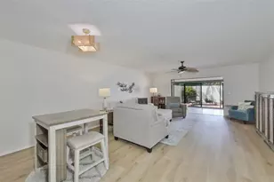 597 Lakeside Dr, Bradenton, FL 34210 - Photo 8