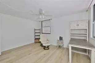 597 Lakeside Dr, Bradenton, FL 34210 - Photo 22