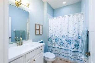 7048 Old Tabby Cir, Lakewood Ranch, FL 34202 - Photo 18