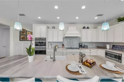 303 S Bay Boulevard, Anna Maria, FL 34216 - Photo 8