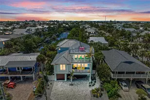 303 S Bay Blvd, Anna Maria, FL 34216 - Photo 4