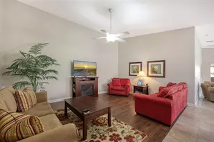 5926 Benevento Dr, Sarasota, FL 34238 - Photo 4