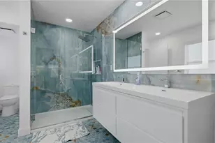 4939 Commonwealth Dr, Sarasota, FL 34242 - Photo 18