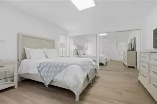 4939 Commonwealth Dr, Sarasota, FL 34242 - Photo 20