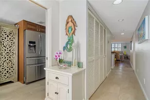 8735 Midnight Pass Rd, Sarasota, FL 34242 - Photo 6
