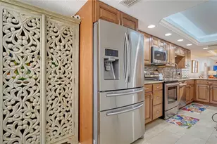 8735 Midnight Pass Rd, Sarasota, FL 34242 - Photo 20