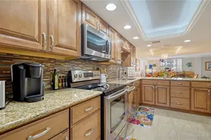 8735 Midnight Pass Rd, Sarasota, FL 34242 - Photo 18