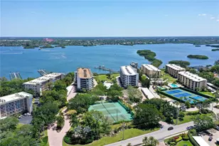 8735 Midnight Pass Rd, Sarasota, FL 34242 - Photo 2