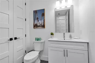 2215 Avenue C, Bradenton Beach, FL 34217 - Photo 28