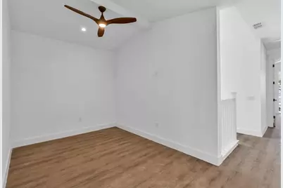 2215 Avenue C, Bradenton Beach, FL 34217 - Photo 28