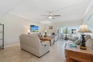 199 Whispering Sands Dr, Sarasota, FL 34242 - Photo 16