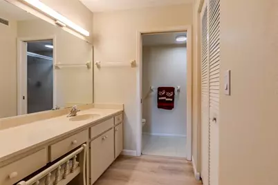 2989 Taywood Meadow #19, Sarasota, FL 34235 - Photo 18