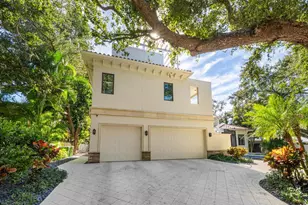 1655 South Dr, Sarasota, FL 34239 - Photo 64