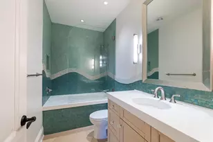1655 South Dr, Sarasota, FL 34239 - Photo 34
