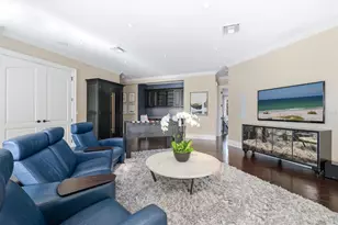 1655 South Dr, Sarasota, FL 34239 - Photo 24