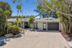 419 Clark Dr, Holmes Beach, FL 34217 - Photo 2