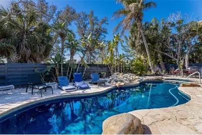 419 Clark Drive, Holmes Beach, FL 34217 - Photo 32