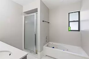 817 Sorrento Pl, Nokomis, FL 34275 - Photo 18