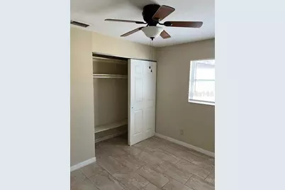 50 Midwest Parkway, Sarasota, FL 34232 - Photo 8