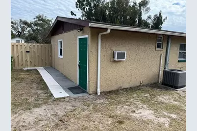 50 Midwest Parkway, Sarasota, FL 34232 - Photo 18