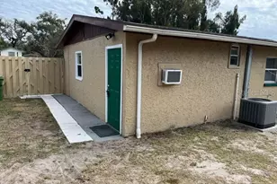 50 Midwest Pkwy, Sarasota, FL 34232 - Photo 18