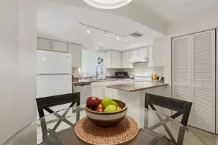 3784 Pinecone Ct, Sarasota, FL 34238 - Photo 22