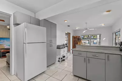 1602 27th Street W, Bradenton, FL 34205 - Photo 4