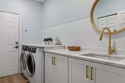 2571 Dick Wilson Drive, Sarasota, FL 34240 - Photo 54