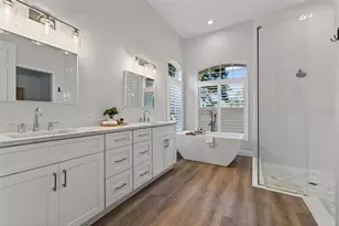 2571 Dick Wilson Dr, Sarasota, FL 34240 - Photo 46