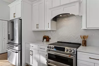 2571 Dick Wilson Drive, Sarasota, FL 34240 - Photo 20