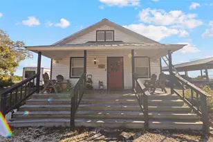 8423 NW Pine Level St, Arcadia, FL 34266 - Photo 2