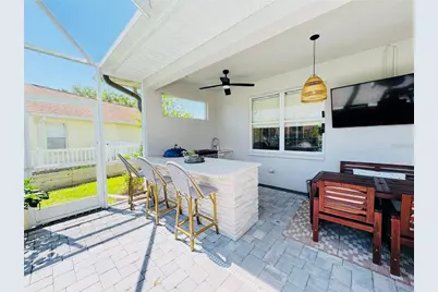 15207 Searobbin Drive, Lakewood Ranch, FL 34202 - Photo 4