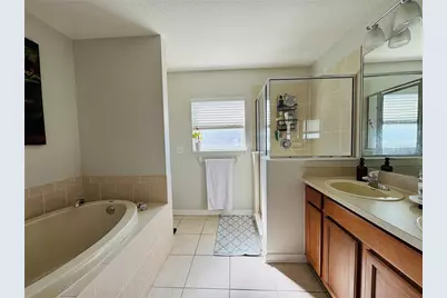 15207 Searobbin Drive, Lakewood Ranch, FL 34202 - Photo 14