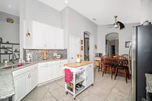 5958 Anise Dr, Sarasota, FL 34238 - Photo 14