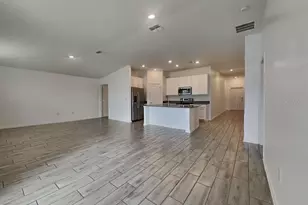 510 Donna Dr, Brandon, FL 33510 - Photo 4