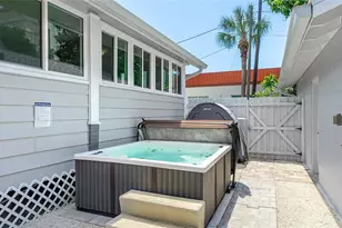 112 16th St W, Bradenton, FL 34205 - Photo 28